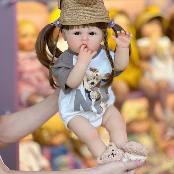 Lifelike reborn baby dolls silicone full body toddler princess girls realistic newborn babies dolls that look real life baby dolls bath toys best birthday gifts for ages 3+ year old girls kids