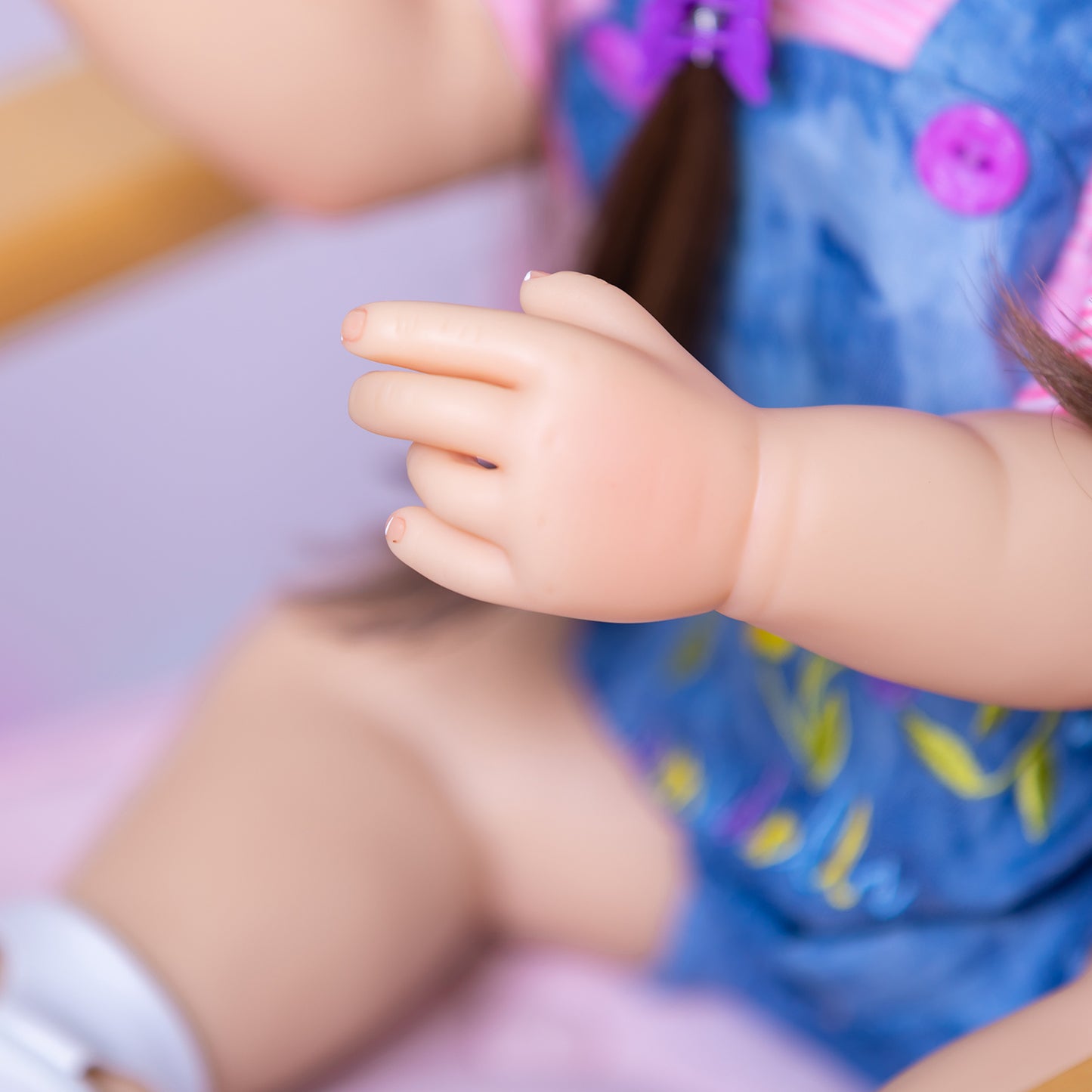 Adorable Long Hair Girls Lifelike Reborn Baby Dolls Silicone Full Body Realistic Baby Dolls Toddler Girl 55CM 22 Inch Real Newborn Babies Size That Look Real Baby Doll Toys Gifts For 3+ Year Old Girls