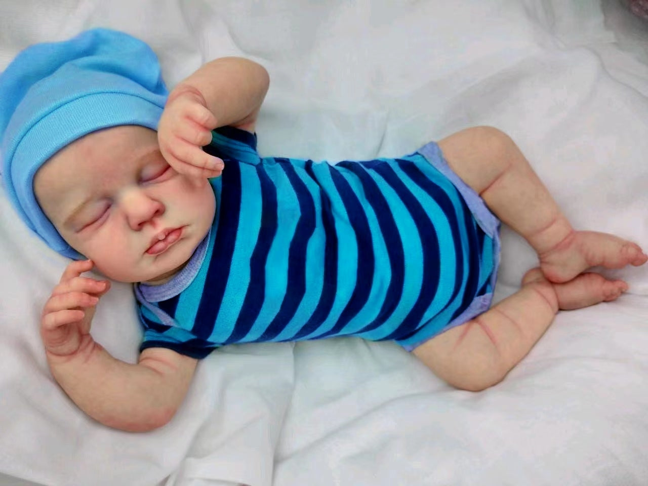 Lifelike Sleeping Boy Reborn Baby Dolls That Look Real Newborn Babies, 19 Inch Soft Body Realistic Newborn Baby Dolls For 3+ Year Old Kids, Handmade 3d Skin Painted Hair Visible Veins Birthday Gift