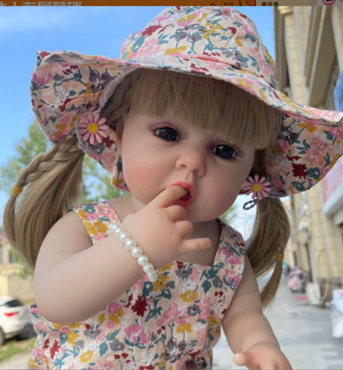 Washable Full Body Silicone Baby Dolls Toddler Princess Girls 22 Inches 55cm Lifelike Realistic Newborn Babies Doll Cuddly Toys Gift for Ages 3+ Kids