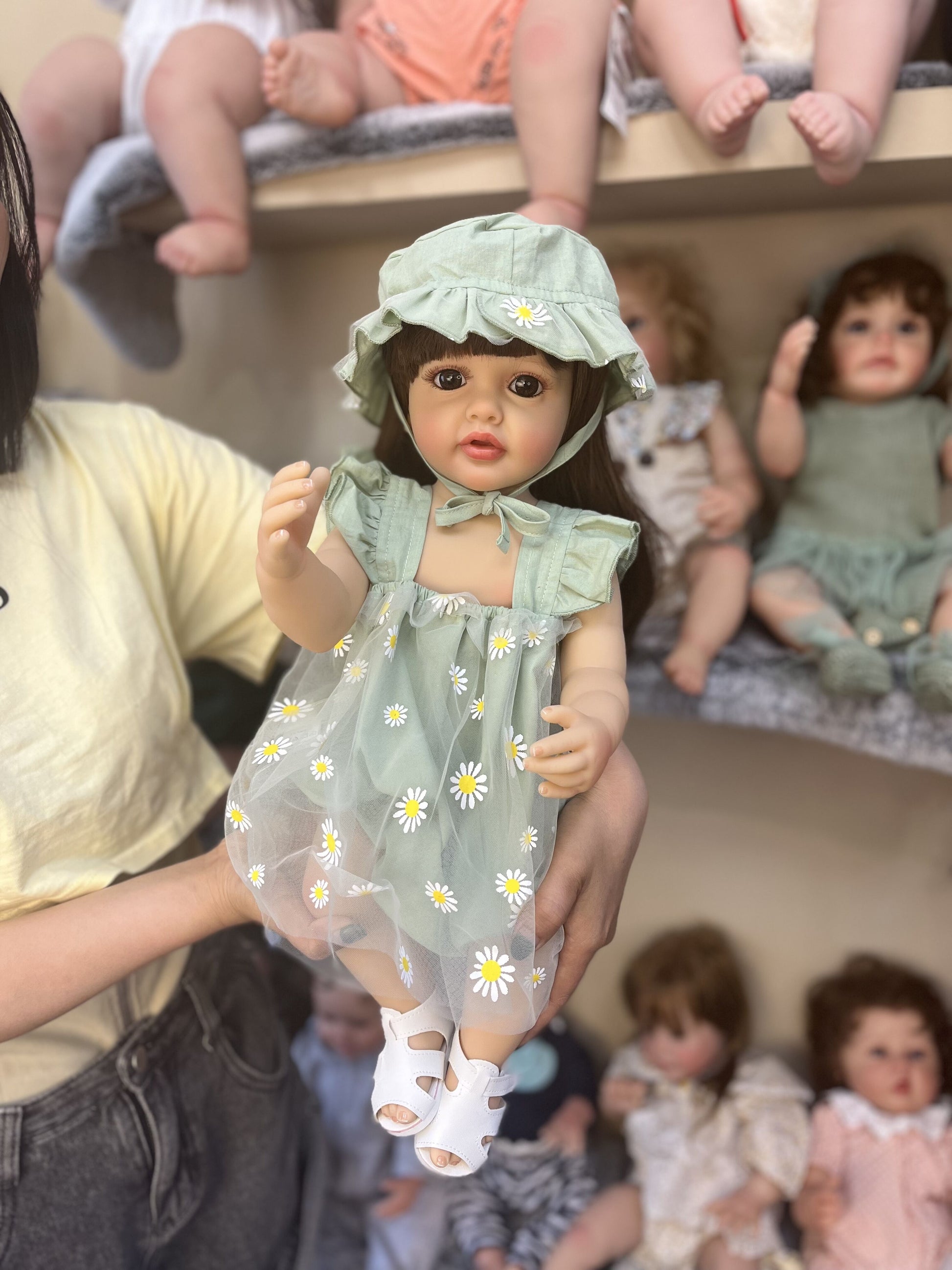 55cm | reborn baby dolls full body silicone lifelike baby dolls | reborn baby dolls | realistic baby dolls| newborn baby dolls | real life baby dolls | rebron baby dolls toddler | lifelike toddler dolls | therapy dolls for adults | anatomically correct baby girl doll | infant baby doll | gift for kids ages 3+ girl | weighted cloth body | birthday gift | collection | girl | boys |Ā  mother | daughter | granddaughter | sleeping |real look real baby dolls that look real looking | reborn toddler dolls | mnmj