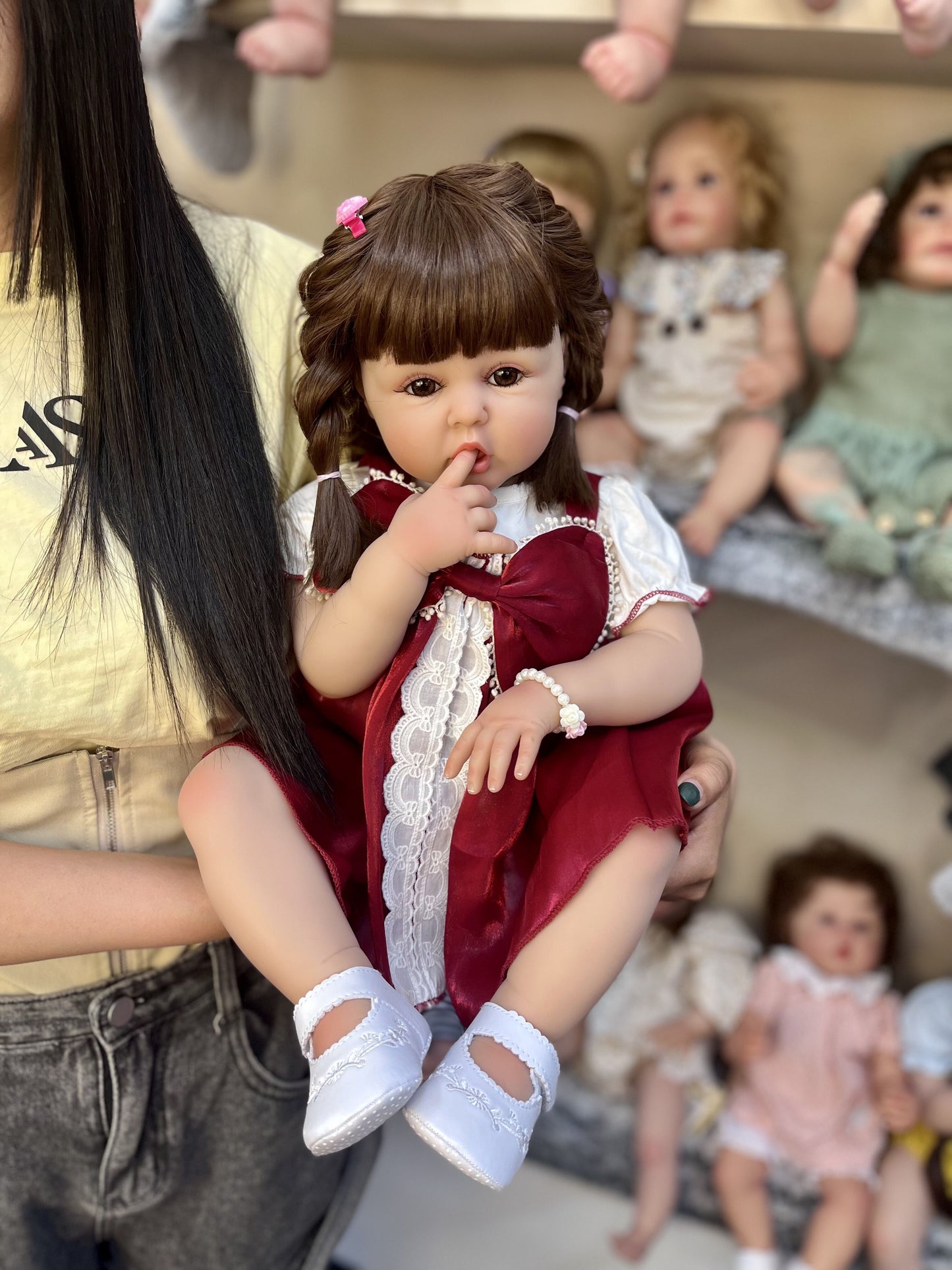 60 cm lifelike baby dolls | reborn baby dolls | realistic baby dolls| newborn baby dolls | real life baby dolls | rebron baby dolls toddler | lifelike toddler dolls | therapy dolls for adults | anatomically correct baby girl doll | infant baby doll | gift for kids ages 3+ girl | reborn baby dolls full body silicone | weighted cloth body | birthday gift | collection | girl | boys | mother | daughter | granddaughter | sleeping |real look real baby dolls that look real looking | reborn toddler dolls | mnmj