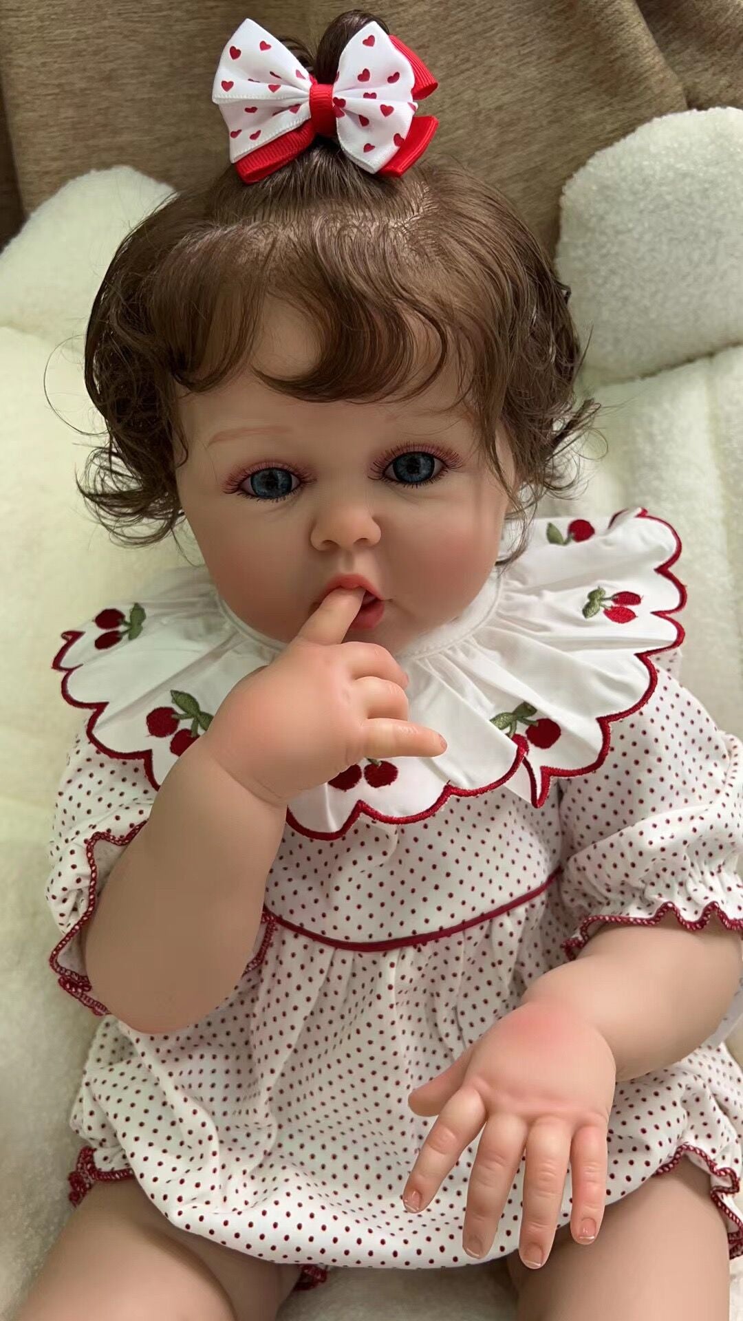 60 cm Lifelike baby dolls | reborn baby dolls | Realistic baby dolls| newborn baby dolls | real life baby dolls | rebron baby dolls toddler | lifelike toddler dolls | therapy dolls for adults | anatomically correct baby girl doll | infant baby doll | gift for kids ages 3+ girl | reborn baby dolls full body silicone | weighted cloth body | birthday gift | collection | girl | boys | mother | daughter | granddaughter | sleeping |real look real baby dolls that look real looking | reborn toddler dolls | mnmj