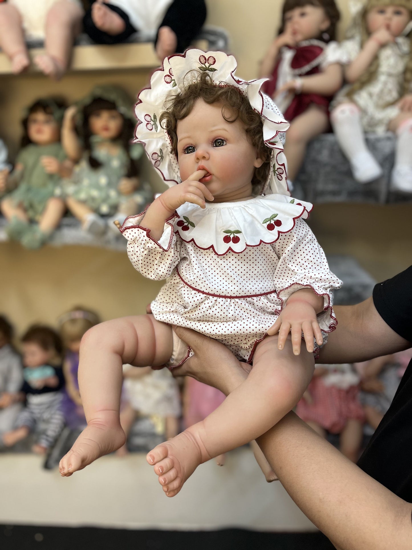 60 cm Lifelike baby dolls | reborn baby dolls | Realistic baby dolls| newborn baby dolls | real life baby dolls | rebron baby dolls toddler | lifelike toddler dolls | therapy dolls for adults | anatomically correct baby girl doll | infant baby doll | gift for kids ages 3+ girl | reborn baby dolls full body silicone | weighted cloth body | birthday gift | collection | girl | boys | mother | daughter | granddaughter | sleeping |real look real baby dolls that look real looking | reborn toddler dolls | mnmj