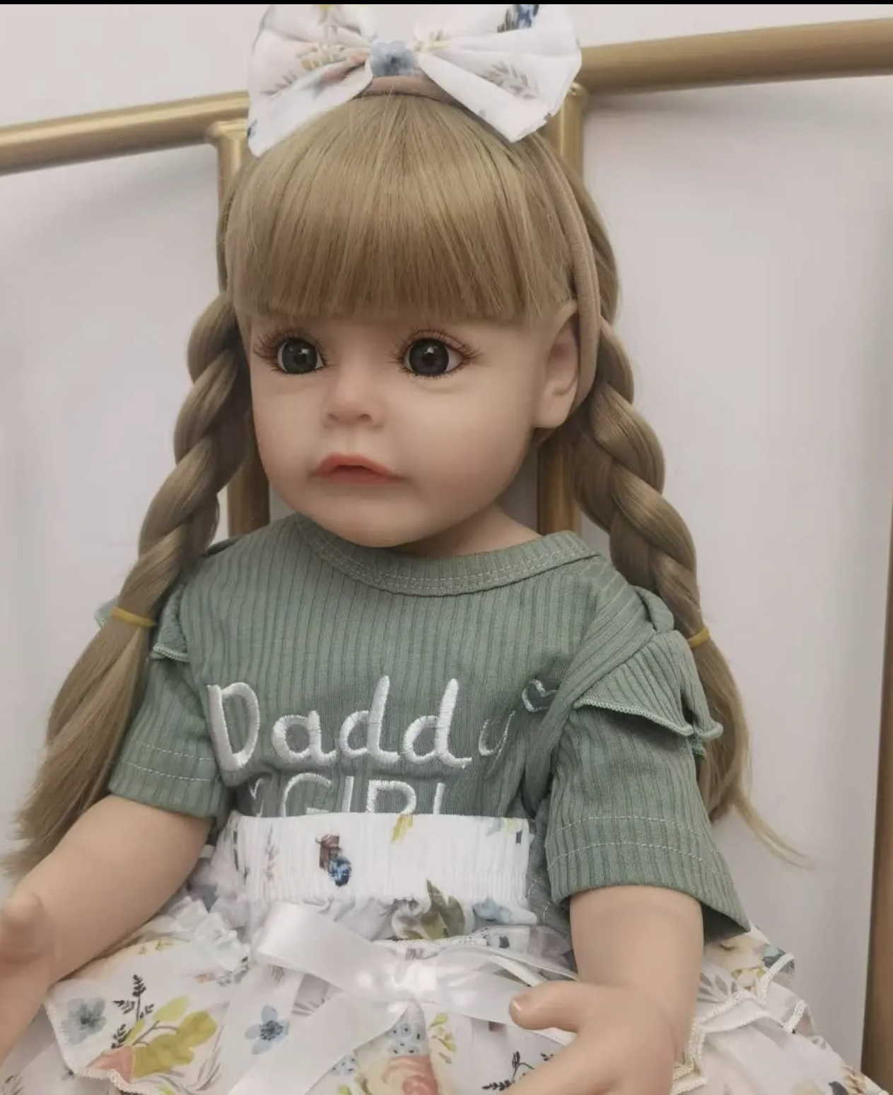 Nenuco  Glitter Hairdresser  Baby Doll with Hairdresser Set Hair  Accessories Magic Scissors 145cm  Five K Ltd